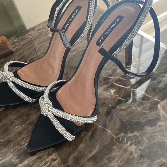 BCBGMAXAZRIA Heels -New - Picture 3 of 6